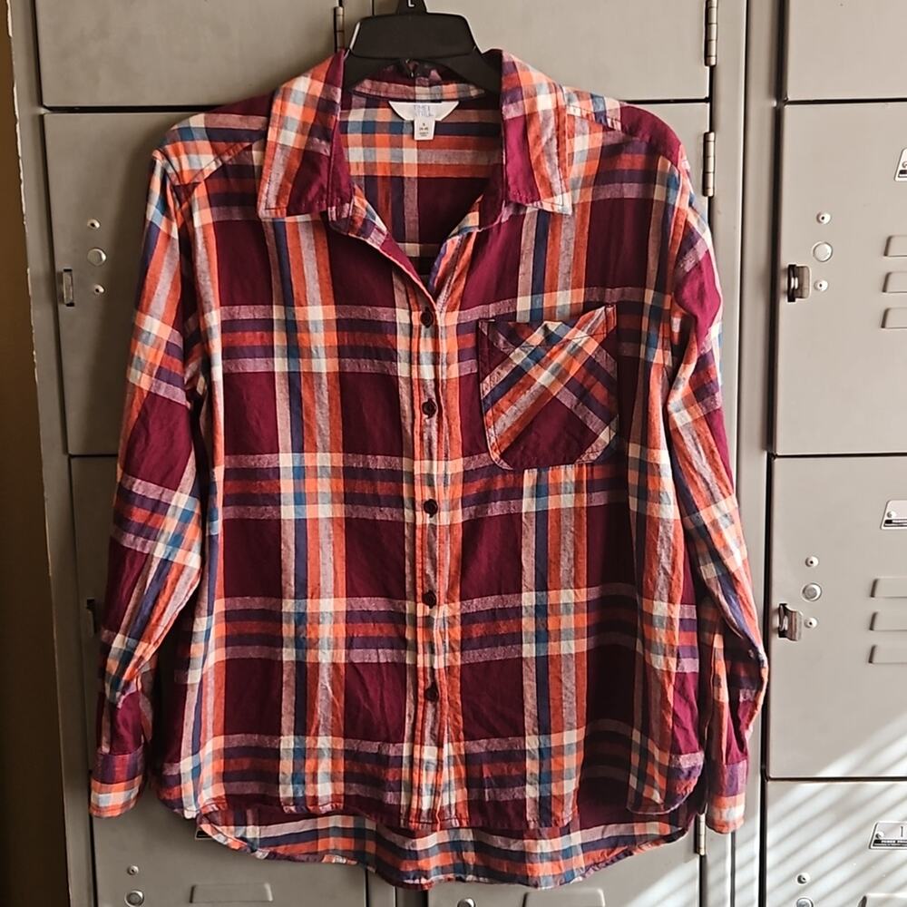 Ladies button down long sleeve flannel shirt size Small see description details